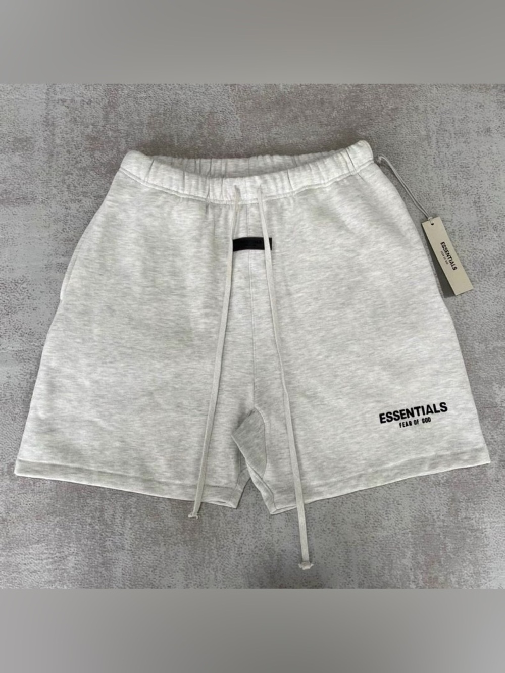 Fear Of God ESSENTIALS Sweat Shorts Cream/ off-white🤍 | Size S